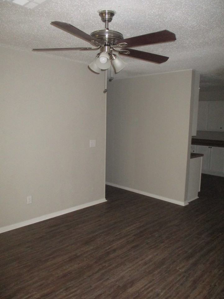 257 Nw 85th St - Photo 3 of 11