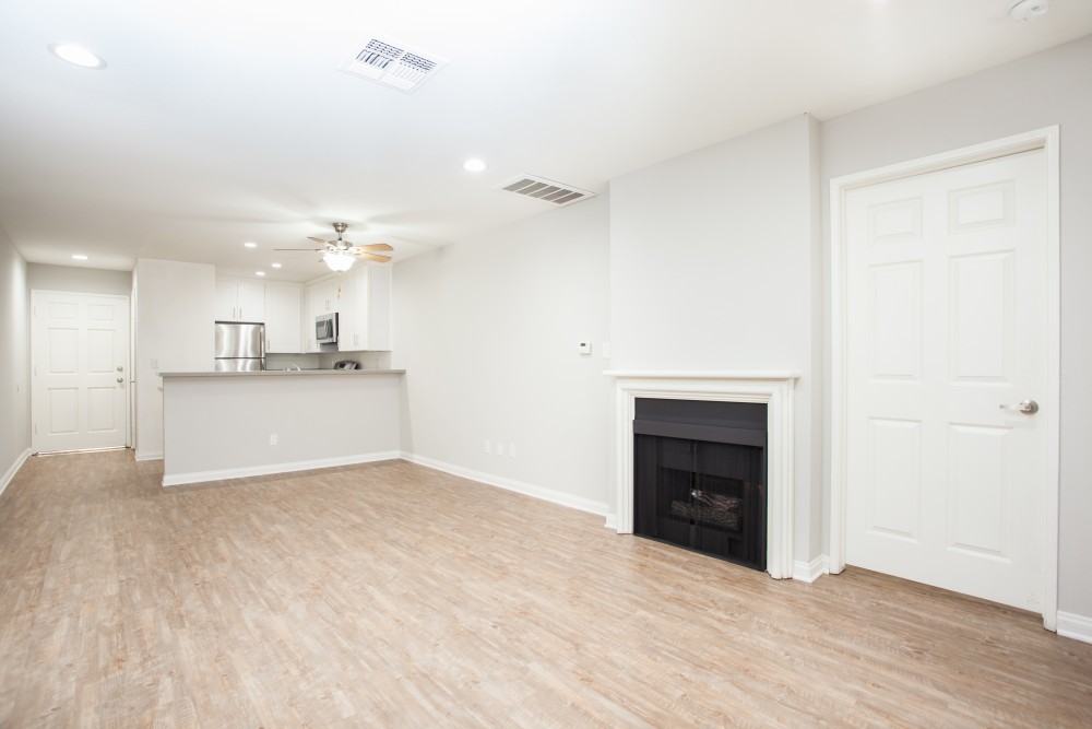 Playa Marina Apts - Photo 5 of 23