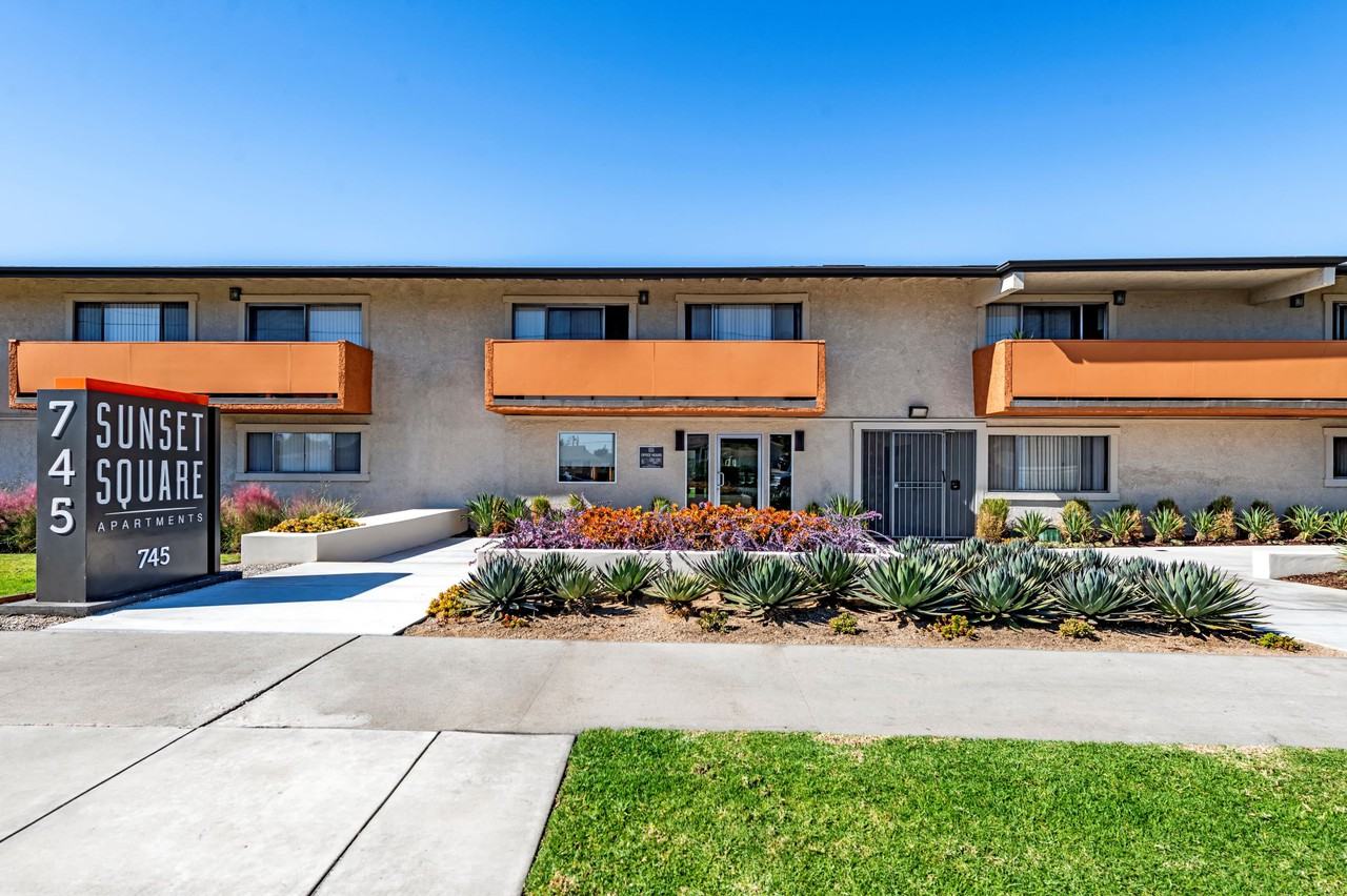Sunset Square Apartments for Rent 745 N Sunset Ave, West Covina, CA