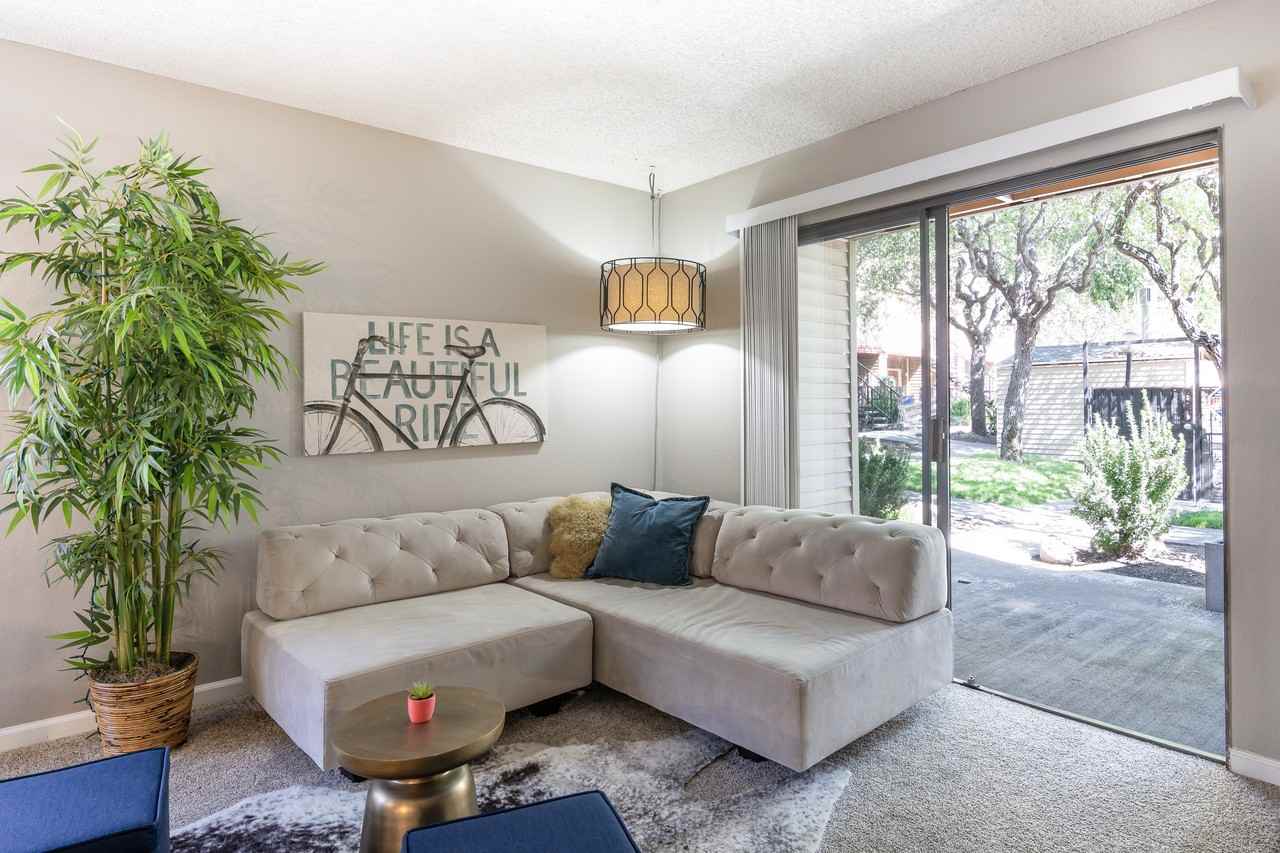 Woodchase Apartment Homes - Photo 3 of 29