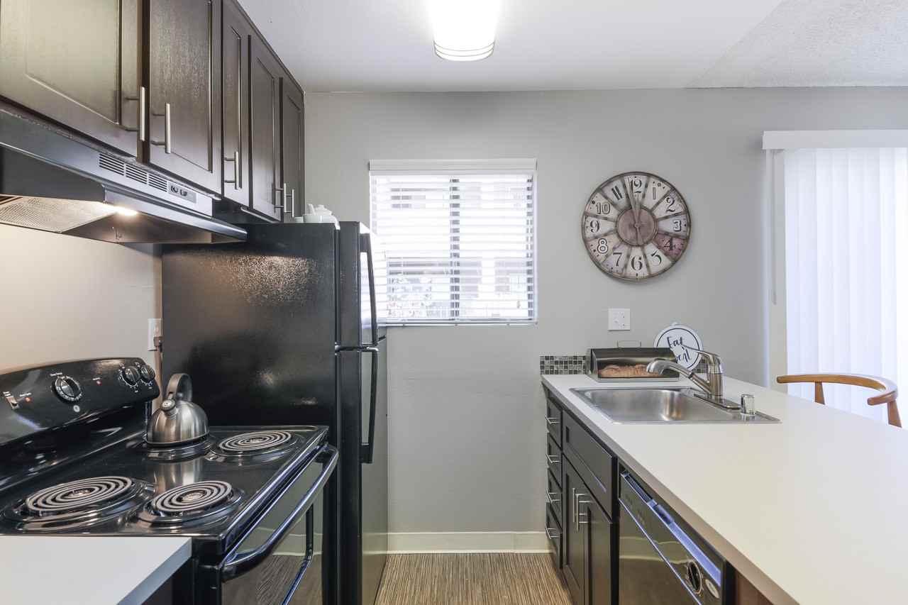 Woodchase Apartment Homes - Photo 5 of 29