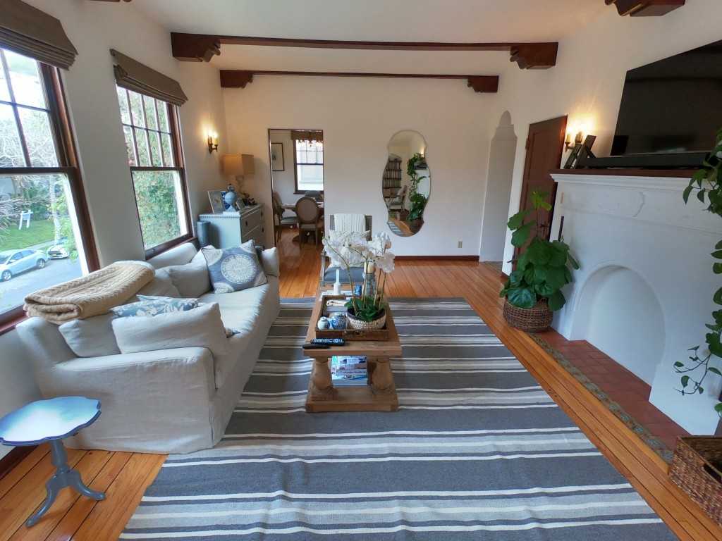 N. Sycamore Ave. & Rosewood Ave. - Photo 2 of 28