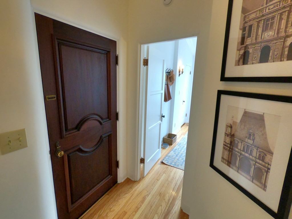 N. Sycamore Ave. & Rosewood Ave. - Photo 5 of 28