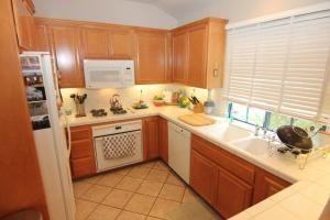 281 Calle Esperanza - Photo 2 of 4