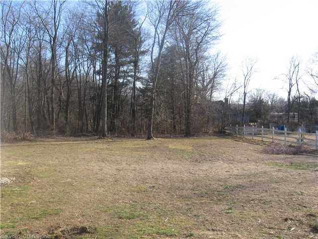 135 Hatchett Hill Ln - Photo 3 of 9