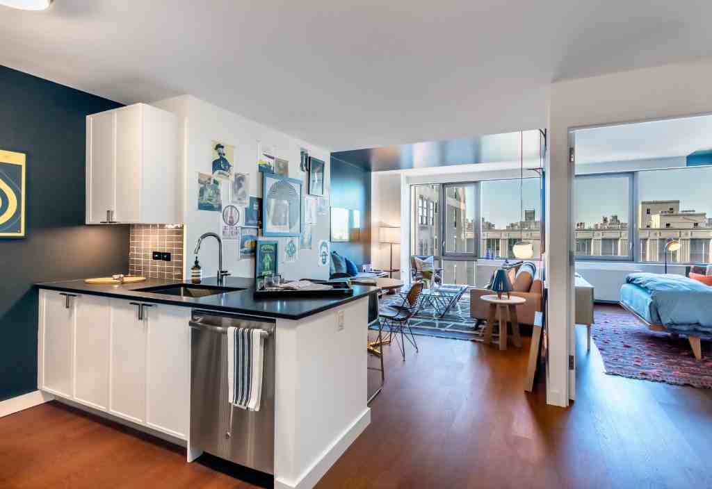 236 Livingston St #6G