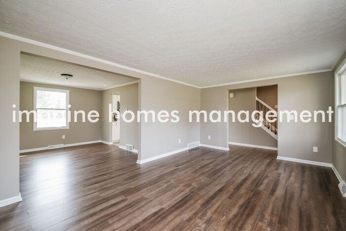 5735 Ogilby Drive - Photo 3 of 16