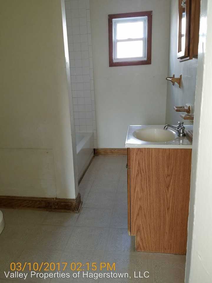 812-814 W. Washington St. - Photo 3 of 12