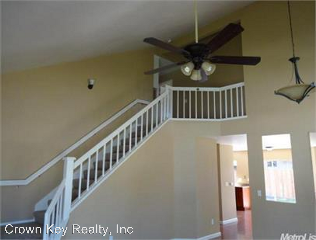 371 Jaeger Street - Photo 2 of 8