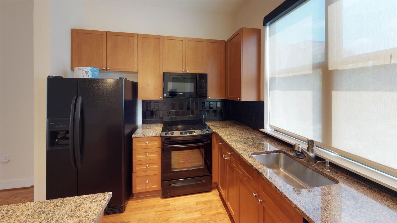 341 North Green Street - 1 - Photo 2 of 11