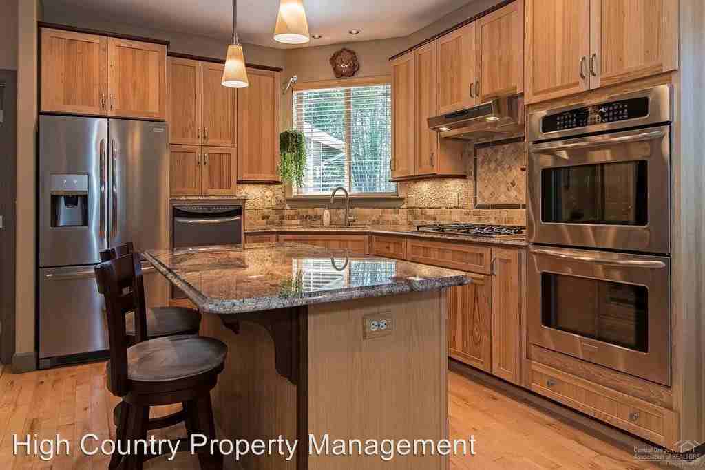 20925 Sage Creek Drive - Photo 2 of 9