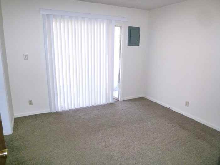 1200 East Dawn Drive - Photo 3 of 4