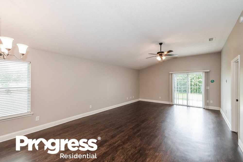 8785 Chambore Dr - Photo 3 of 16