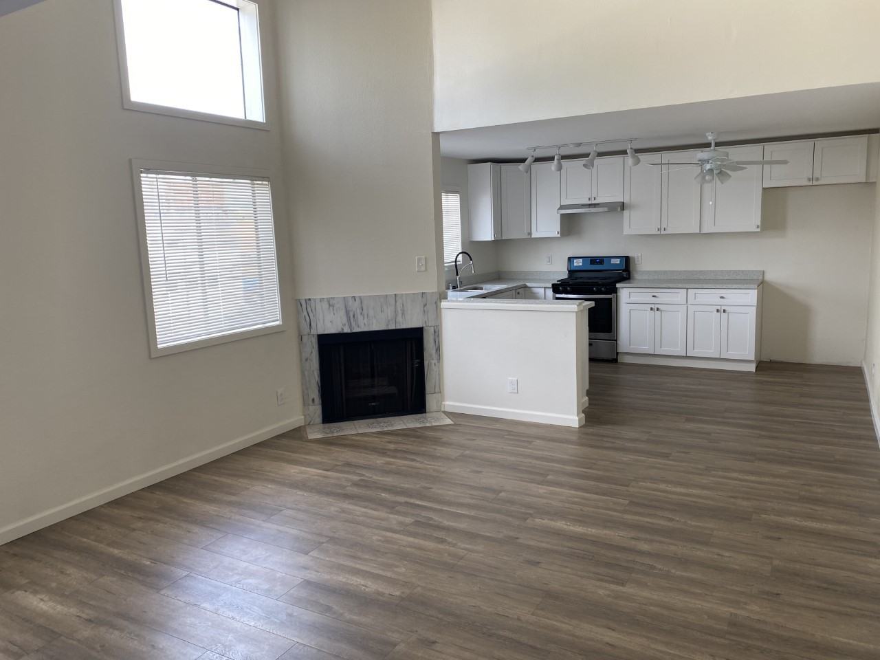 Totally remodeled Tri-Level 2+Loft - Photo 3 of 15