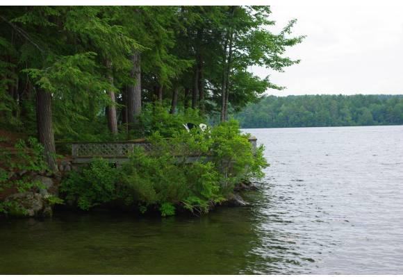 65 Fullerton Shore Street - Photo 3 of 10