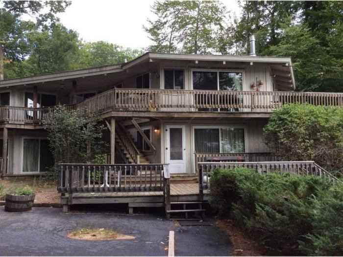 43 North Shore Road - Photo 2 of 13