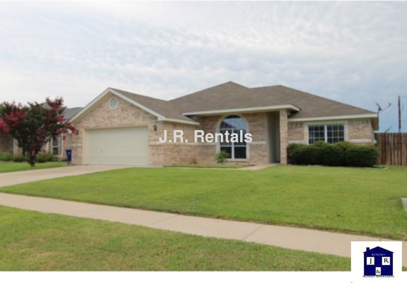 2502 Gail Dr - Photo 3 of 32