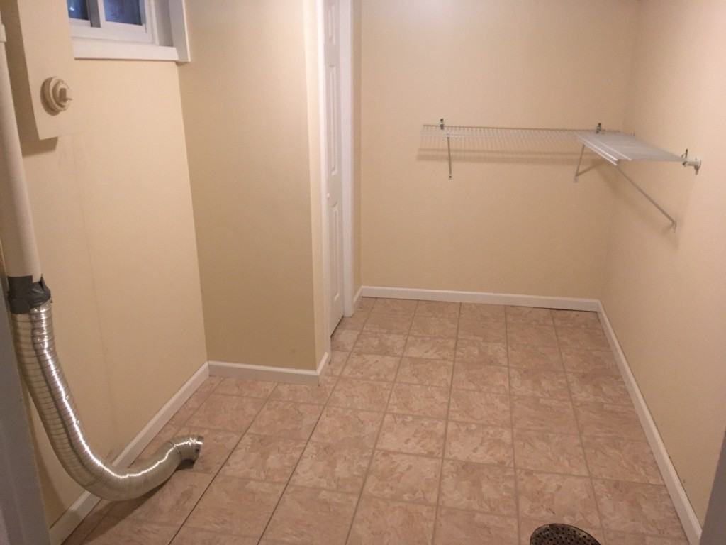 3115 Marlin Rd - Photo 3 of 13