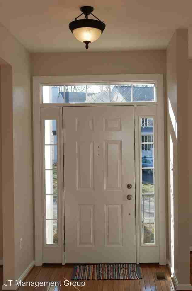 35682 Mclean Ct - Photo 2 of 30