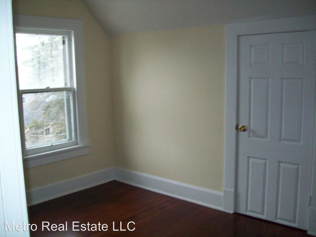 3422 Indiana Ave - Photo 3 of 10