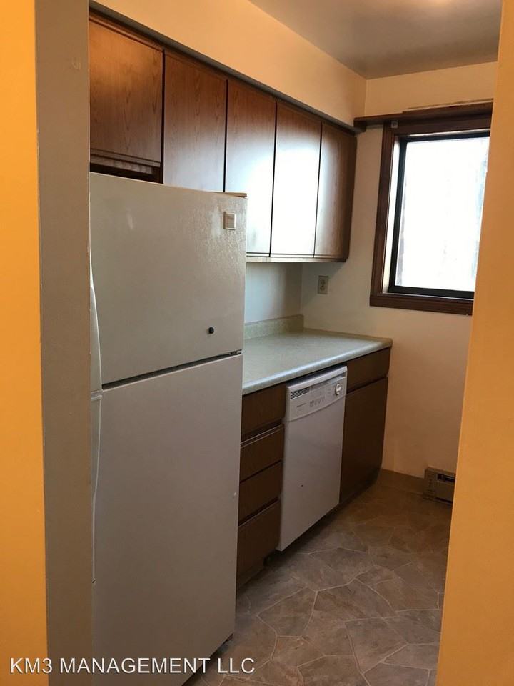 1221 Leatherwood Drive - Photo 3 of 15