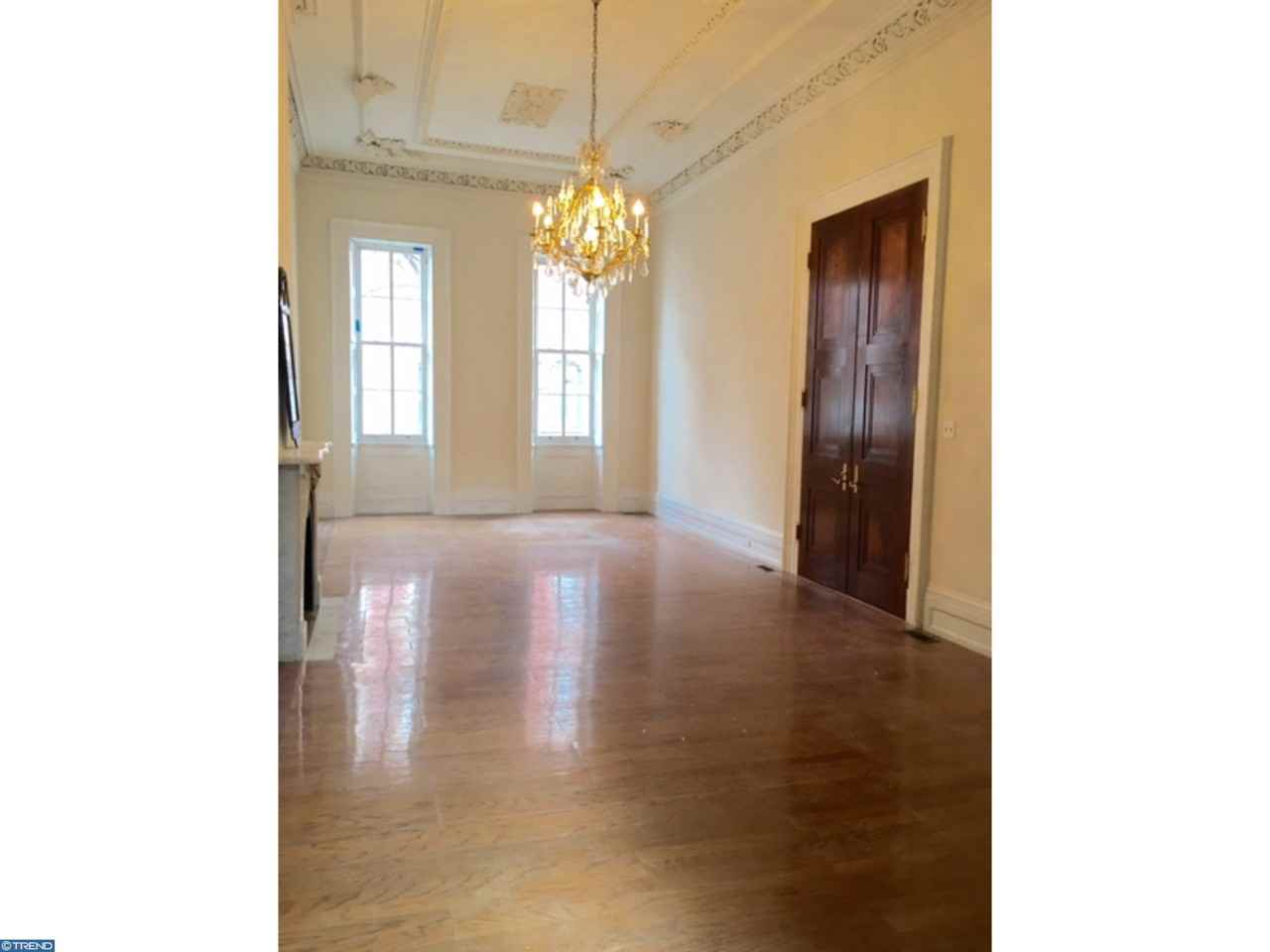 1534 Pine Street #1F - Photo 3 of 10