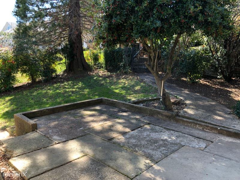 215 Amador Trail - Photo 2 of 13