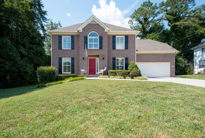 5204 Custis Lane - Photo 2 of 35