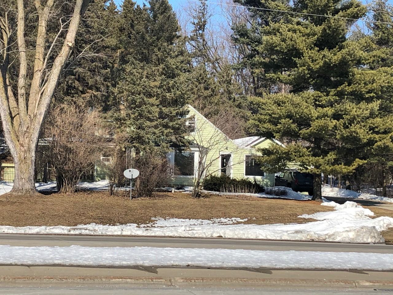 2989 75th St Nw - Photo 2 of 31