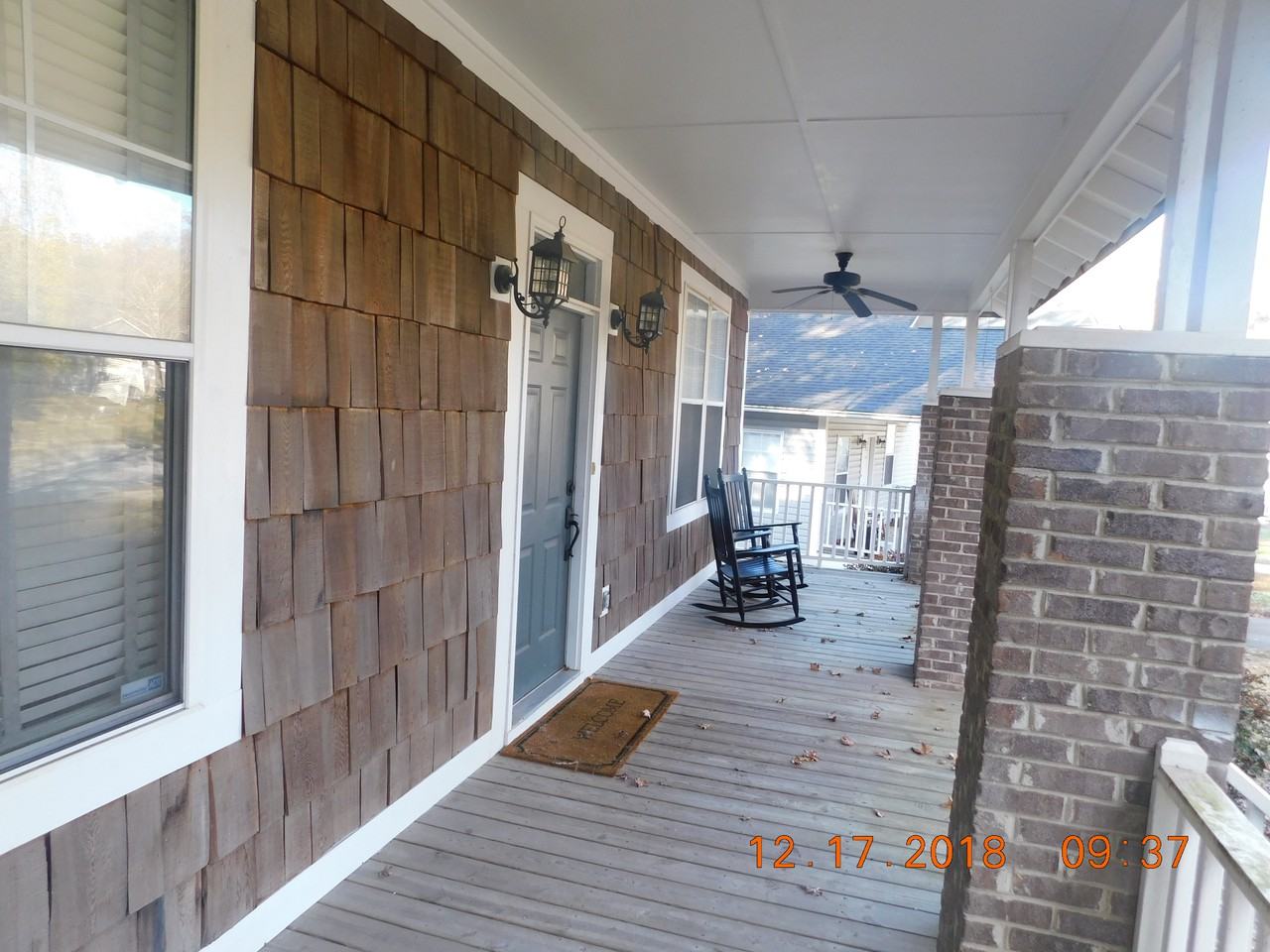 35 Graymont Circle - Photo 2 of 11