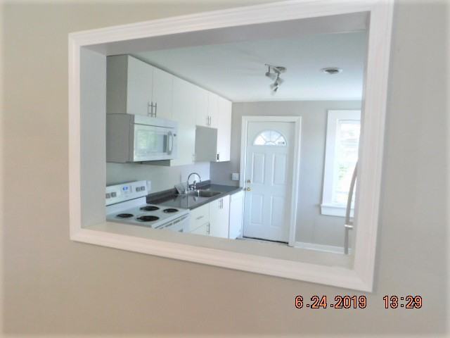 246 South Marion Street - Photo 3 of 11