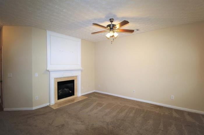 6614 Splashwater Drive - Photo 2 of 15