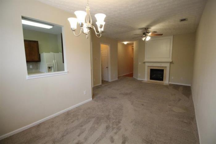 6614 Splashwater Drive - Photo 3 of 15