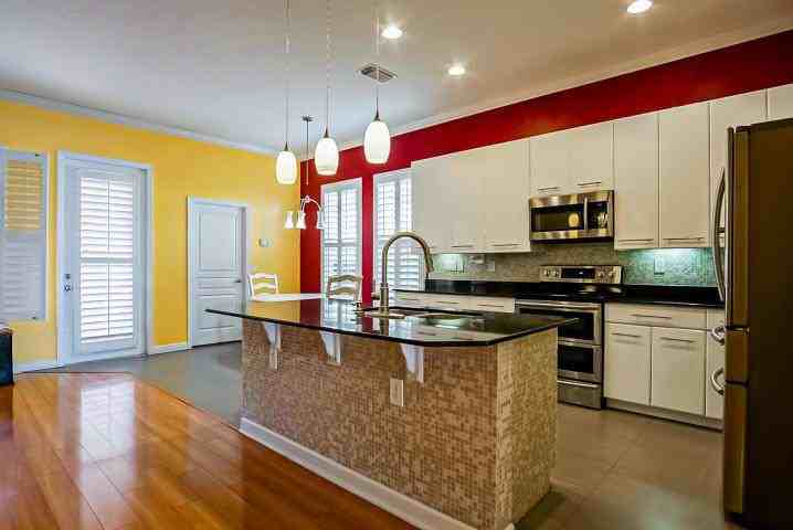 10501 Sw Kelsey Way - Photo 2 of 2