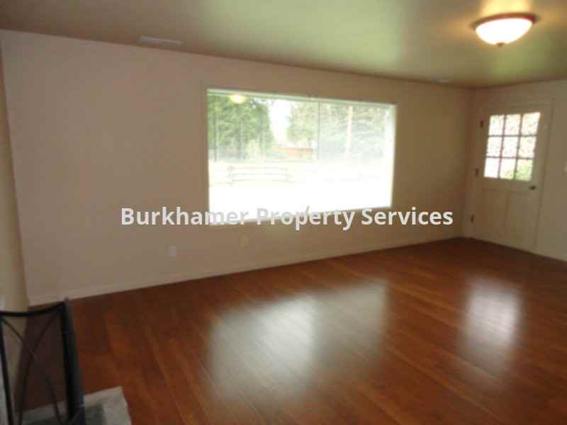 706 Granada Rd - Photo 5 of 32