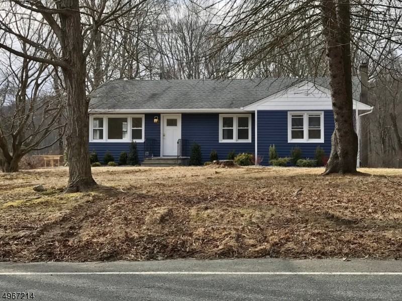 185 Weldon Rd - Photo 2 of 14