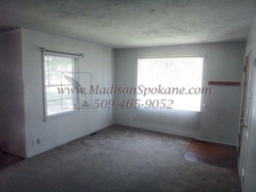 10117 N Andrew St - Photo 3 of 15