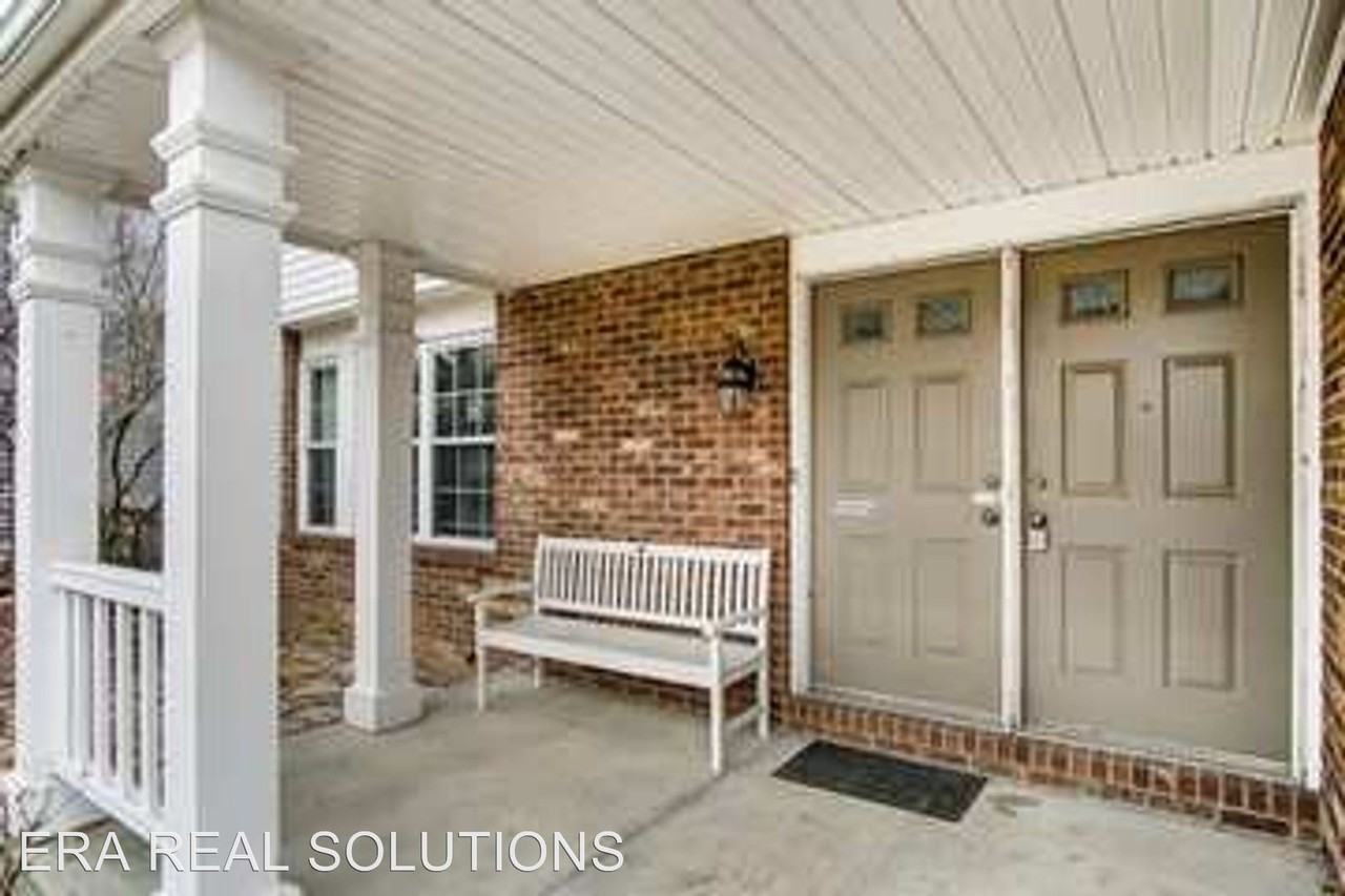 8457 Bridletree Way - Photo 2 of 21