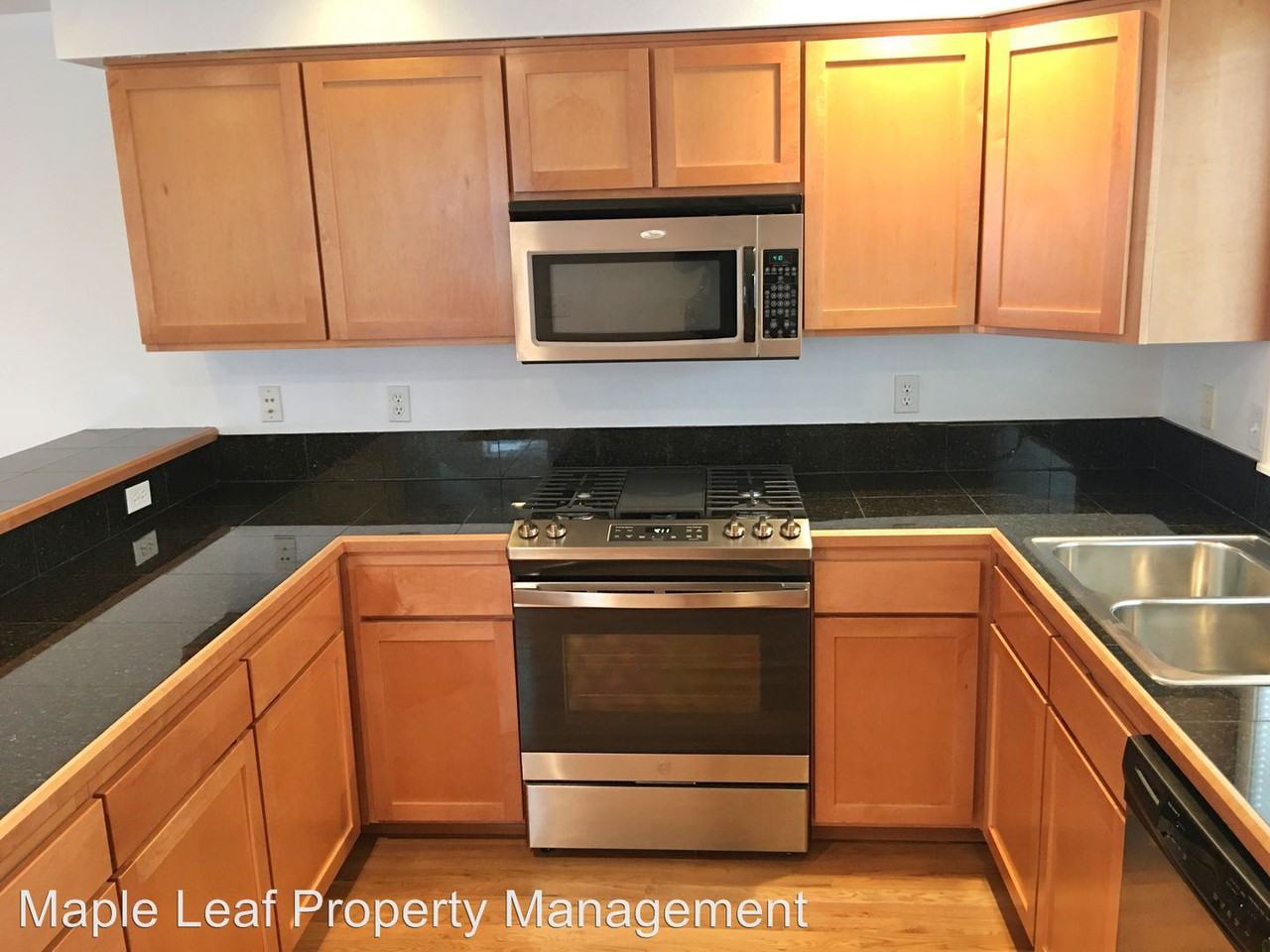 8509 A Midvale Ave N - Photo 3 of 21