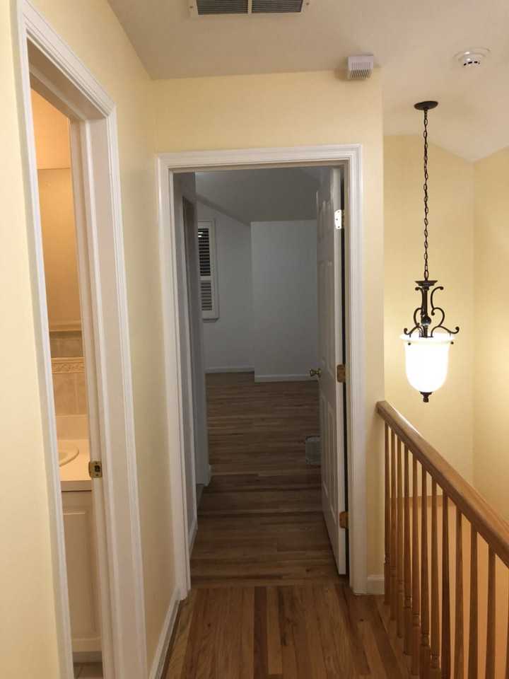 32 Trina Lane - Photo 3 of 14