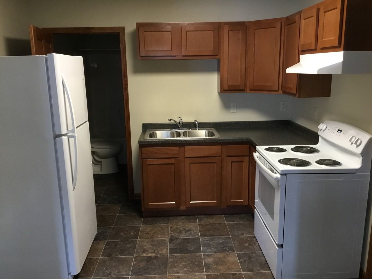 1516 Broadway St - Photo 6 of 47