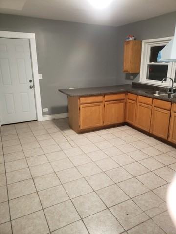 10645 S May St #1 - Photo 3 of 8