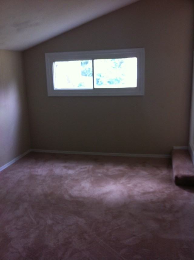 1032 Anderson St - Photo 3 of 6