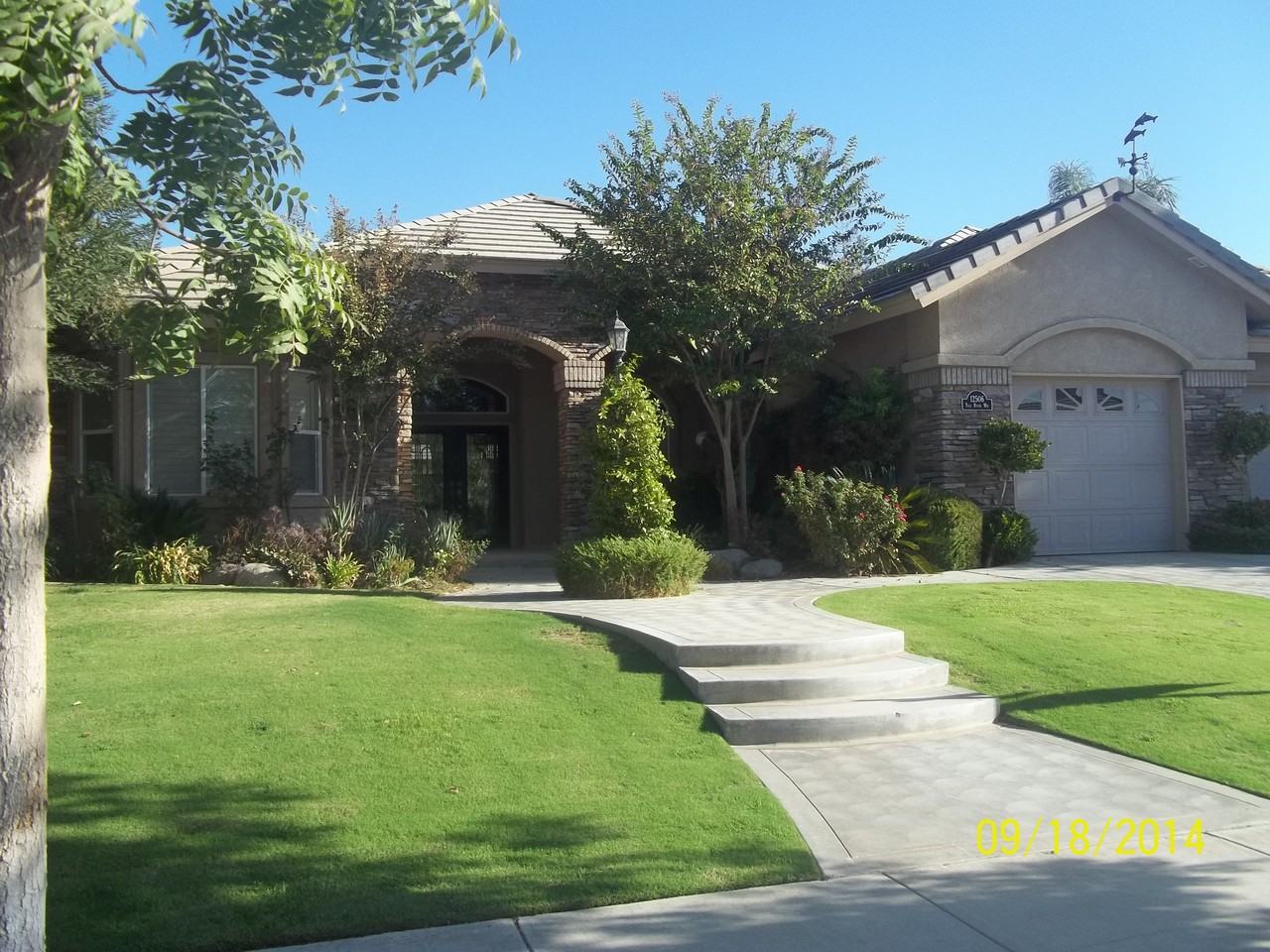 12506 Tule River Way - Photo 2 of 4