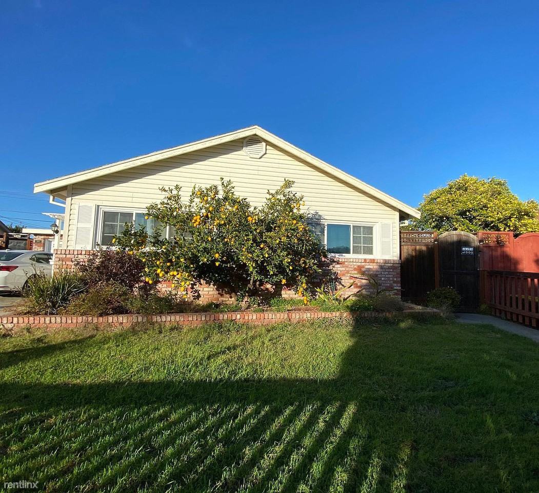 608 Hiller St - Photo 2 of 11
