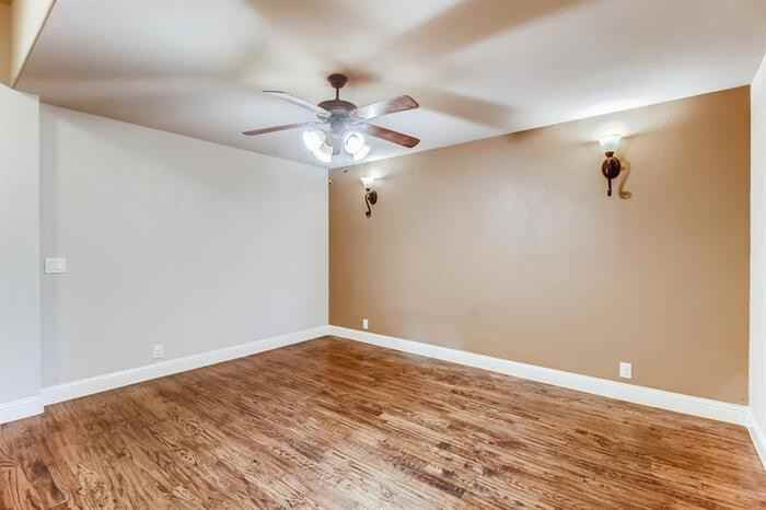 705 Lighthouse Lane - Photo 3 of 18