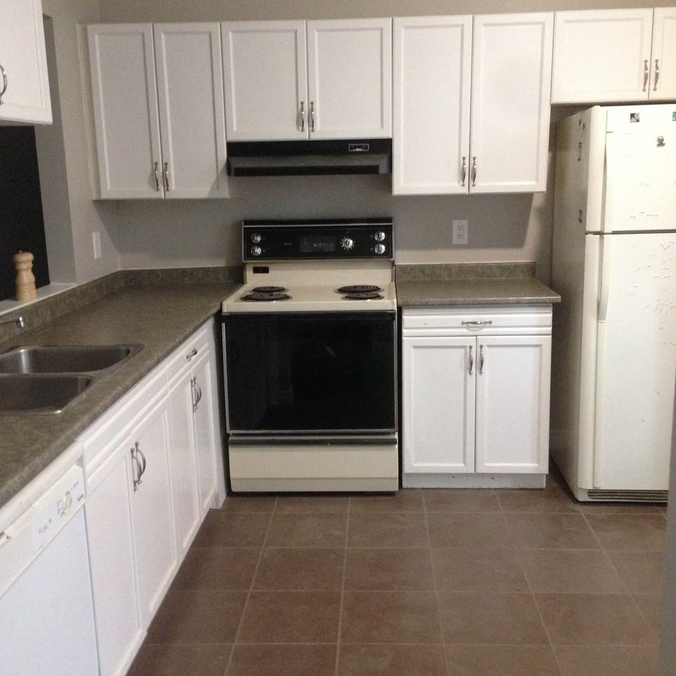 1570 Richmond Street - Photo 2 of 3