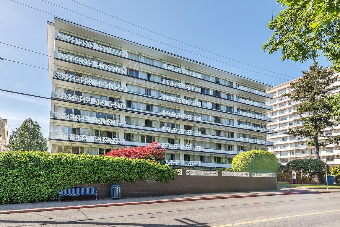Beacon Tower Apartments for Rent 240 Douglas St, Victoria, BC V8V 2P3