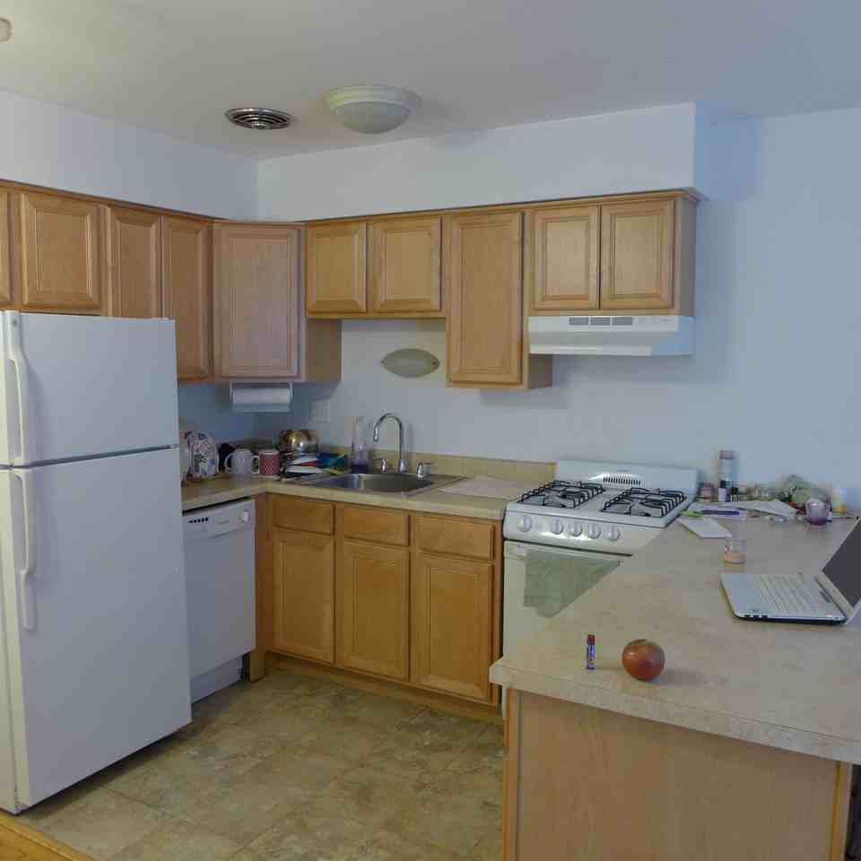 5250 N Sheridan - Photo 2 of 17