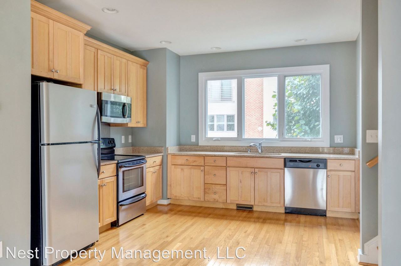 1013 Linden Ave Apt V - Photo 3 of 12